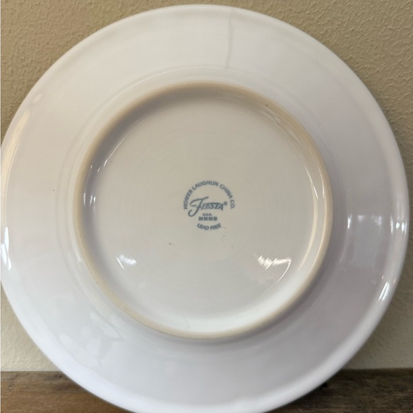 Fiesta Merry Christmas Wagon Plate 10.5” Perfect Condition! - Picture 5 of 6